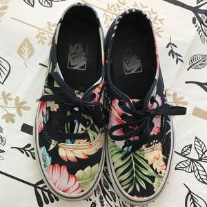 Vans Unisex Authentic Hawaiian Floral Skate Shoe